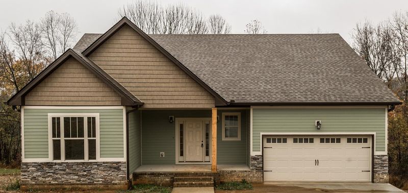 2174 Savage Creek Dr, Springfield, TN 37172