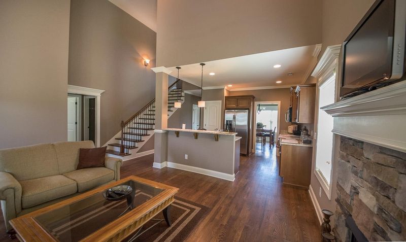 2115 Long Shot Ct, Lascassas, TN 37085