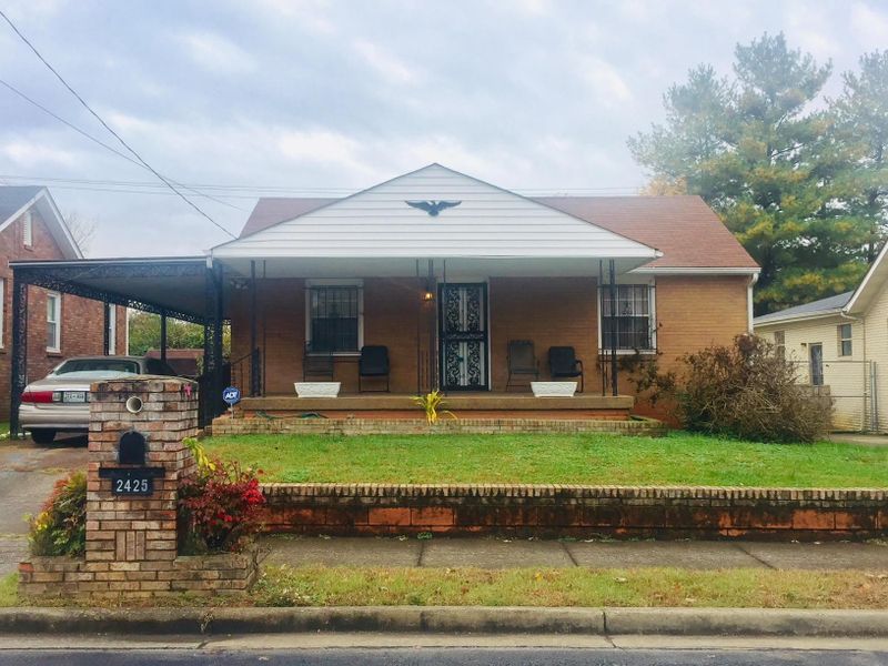 2425 Underwood St, Nashville, TN 37208