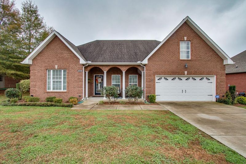 1216 Bothwell Pl, Gallatin, TN 37066
