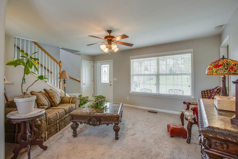 504 D V Cir, Spring Hill, TN 37174