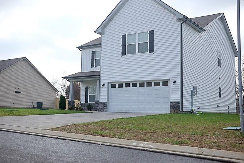 109 Kimbell Ct, Murfreesboro, TN 37128