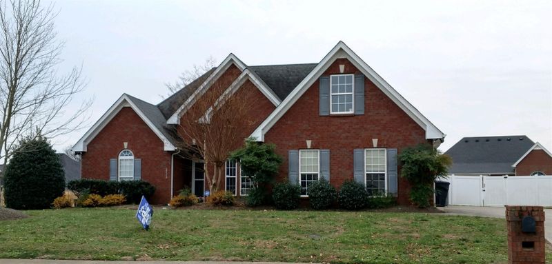 2723 Maylon Dr, Murfreesboro, TN 37128