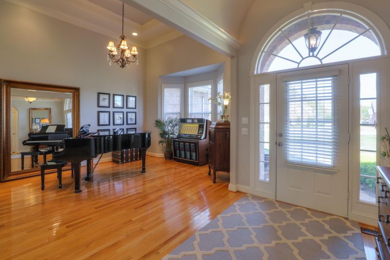 311 Barton Ferry Ct, Lebanon, TN 37087