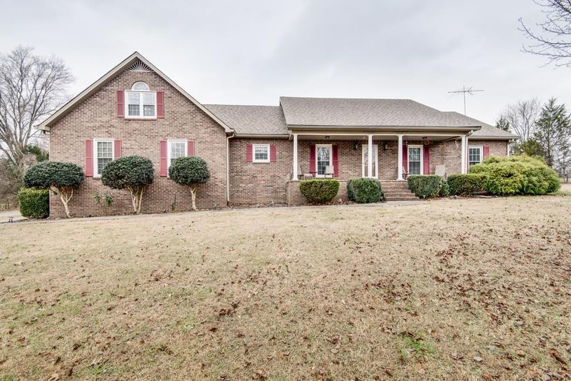5611 Weakley Ln, Mount Juliet, TN 37122
