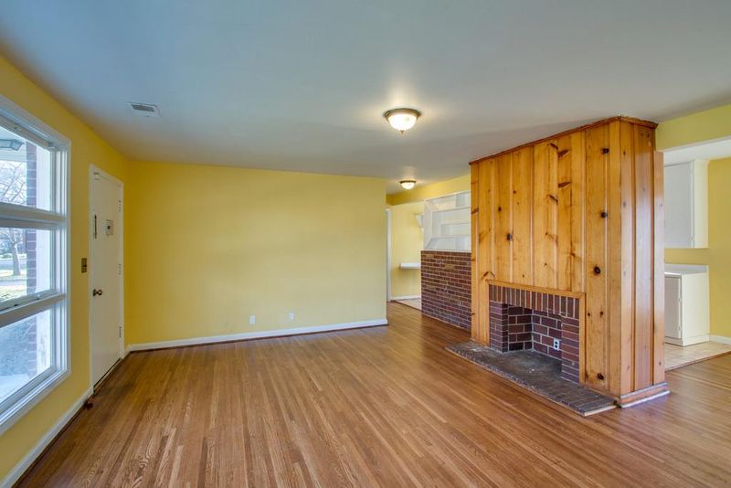 906 Beaumont Dr, Madison, TN 37115