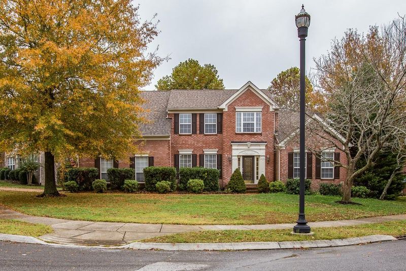 400 Strathmore Dr, Franklin, TN 37064