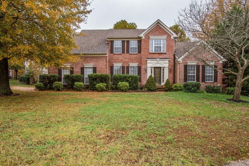 400 Strathmore Dr, Franklin, TN 37064