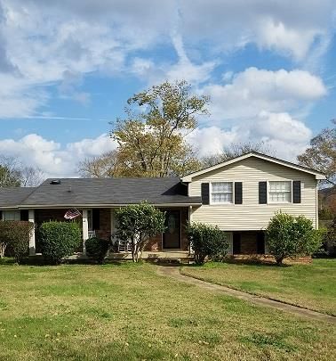 7329 Cavalier Rd, Nashville, TN 37221