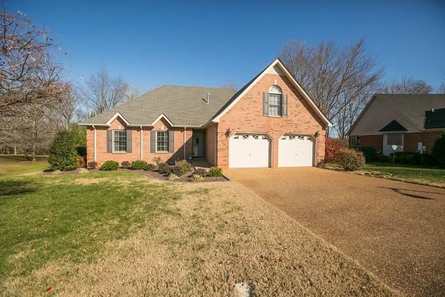 1815 Turfland Dr, Murfreesboro, TN 37127