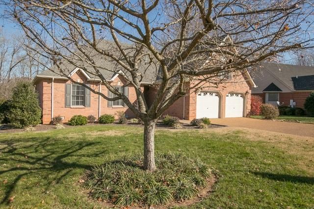 1815 Turfland Dr, Murfreesboro, TN 37127