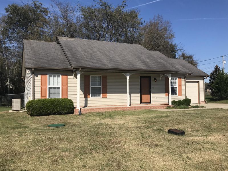 1013 East Mccoury, Murfreesboro, TN 37130