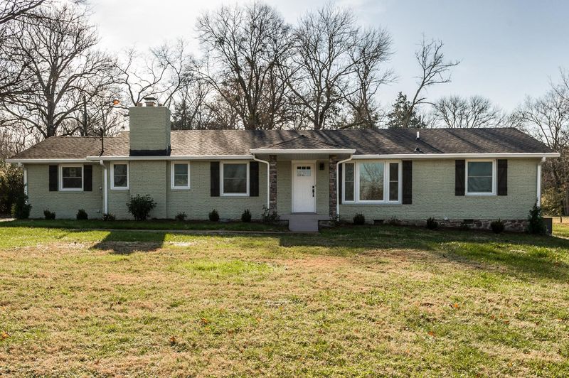 819 Nesbitt Ln, Madison, TN 37115