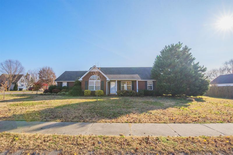 1505 Azure Way, Murfreesboro, TN 37128