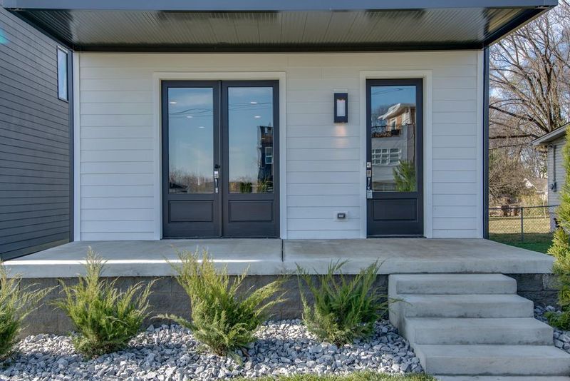 1102B N 8th St, Nashville, TN 37207