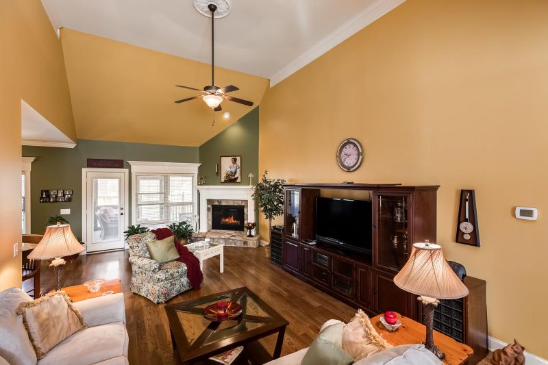 2021 Stonebrook Cir, Mount Juliet, TN 37122