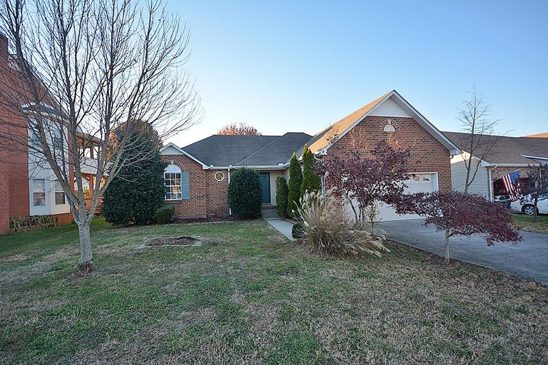 6621 Shadyview Dr, Antioch, TN 37013