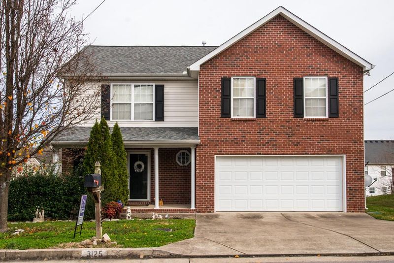 3125 Skinner Dr, Antioch, TN 37013