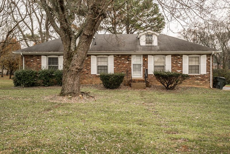 848 Kenny St, Gallatin, TN 37066