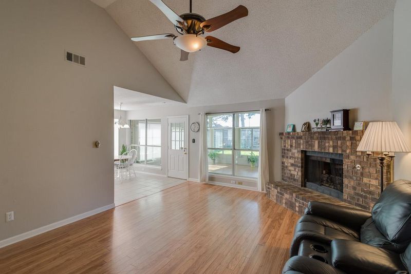 1237 Jacksons View Rd, Hermitage, TN 37076
