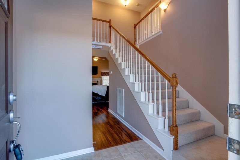 303 Aubrey Ct, Burns, TN 37029