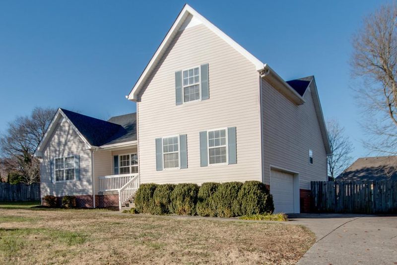 3454 Westbrook Dr, Murfreesboro, TN 37130