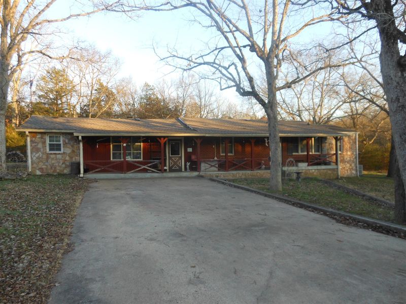 1490 Fall Creek Rd, Lebanon, TN 37087