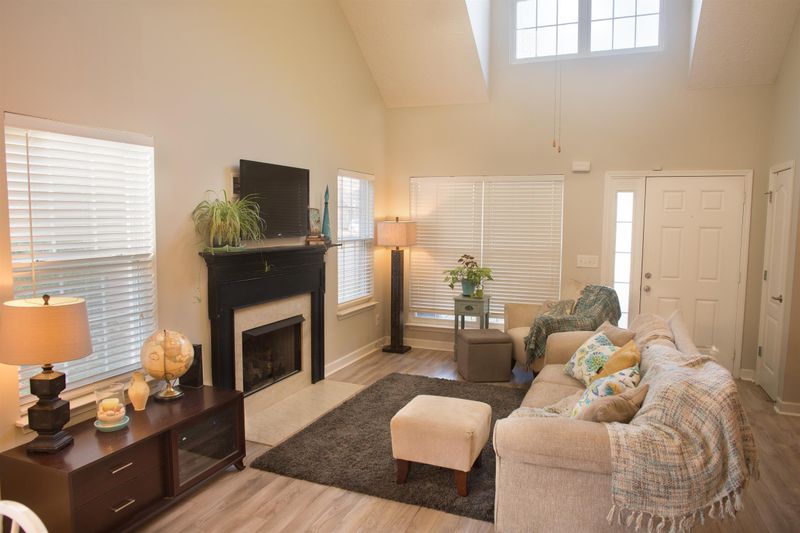 213 Sundown Dr, Antioch, TN 37013