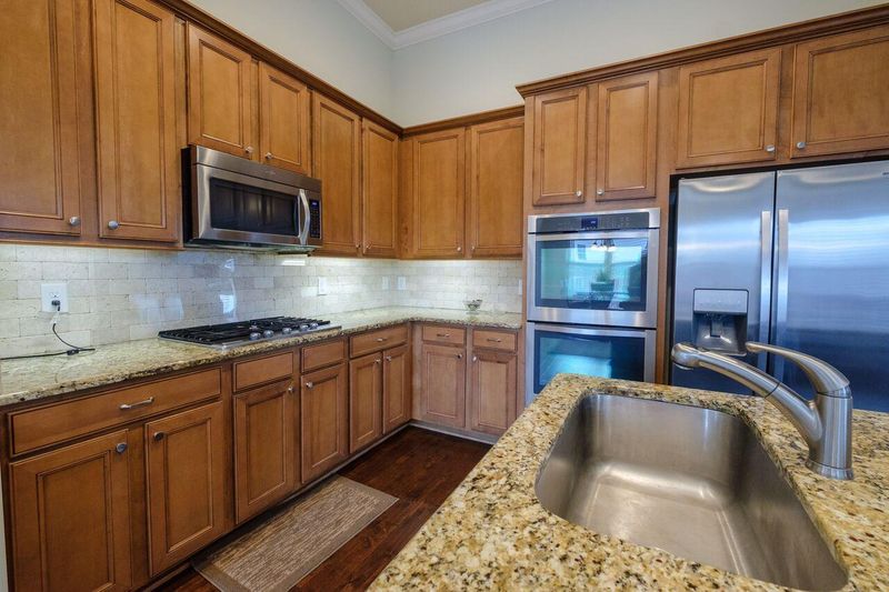 820 Rolling Creek Dr, Mount Juliet, TN 37122