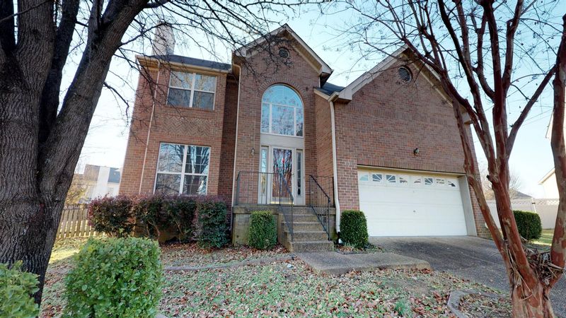 1109 Quaise Moor W, Antioch, TN 37013