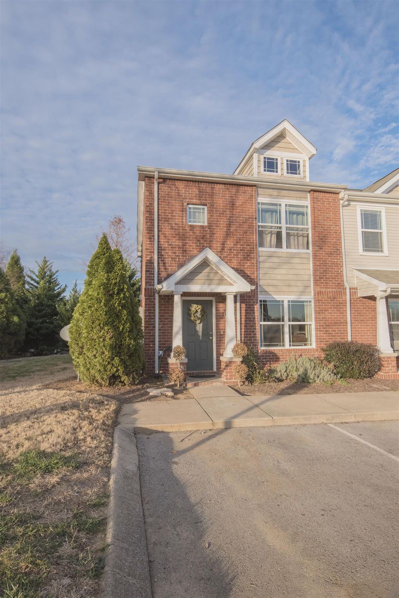 1001 Wells Way, Spring Hill, TN 37174