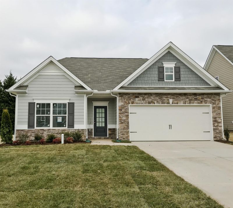 913 Carnation Dr, Spring Hill, TN 37174