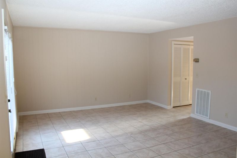 1002 E Northfield Blvd R102 #R102, Murfreesboro, TN 37130