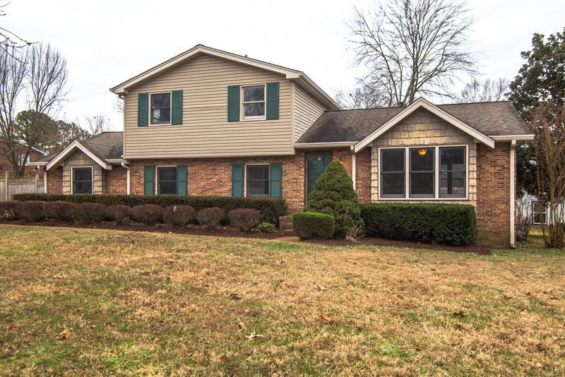 4397 Baton Rouge Dr, Hermitage, TN 37076