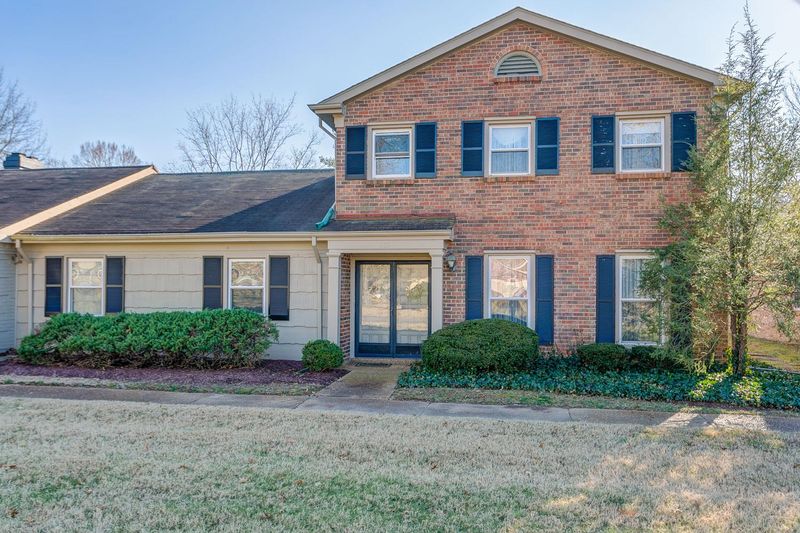205 Boxwood Dr, Franklin, TN 37069