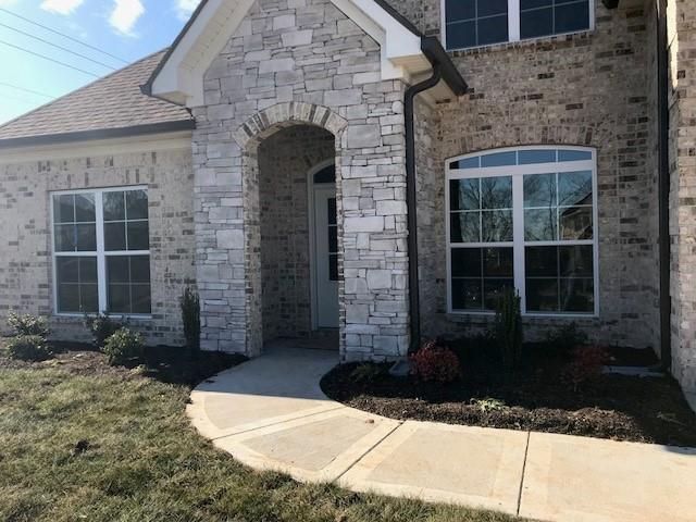 803 Stovers Glen, Murfreesboro, TN 37128