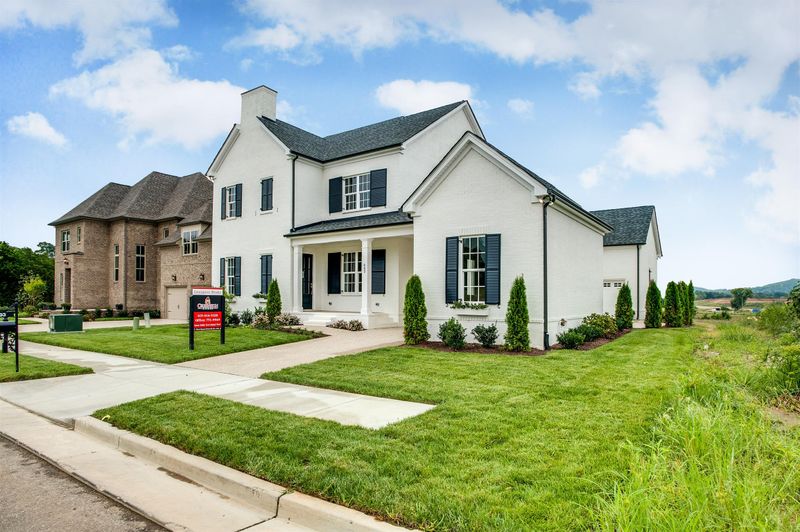 2091 Mcavoy Dr, Franklin, TN 37067