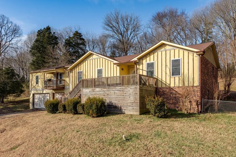 340 Lake Forest Dr, Mount Juliet, TN 37122