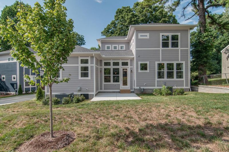 2605C Traughber Dr, Nashville, TN 37206