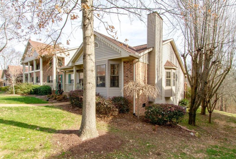 808 Beazer Ln, Antioch, TN 37013