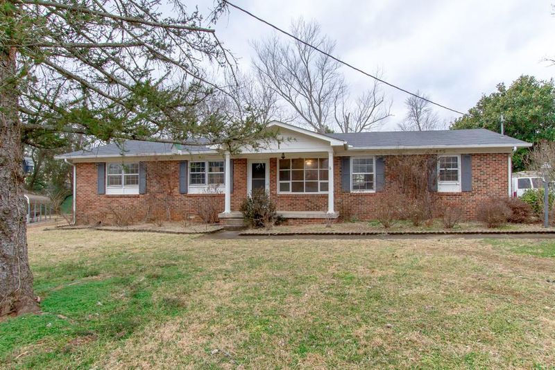 1814 Charles Ct, Murfreesboro, TN 37129