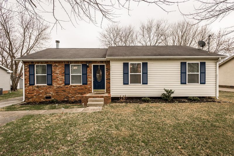 606 Calista Rd, White House, TN 37188