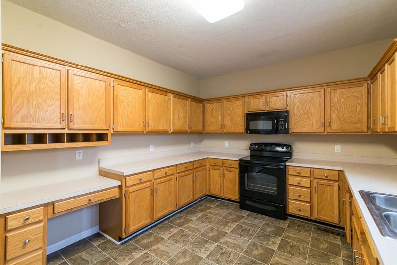 720 Canoe Ridge Pt, Antioch, TN 37013