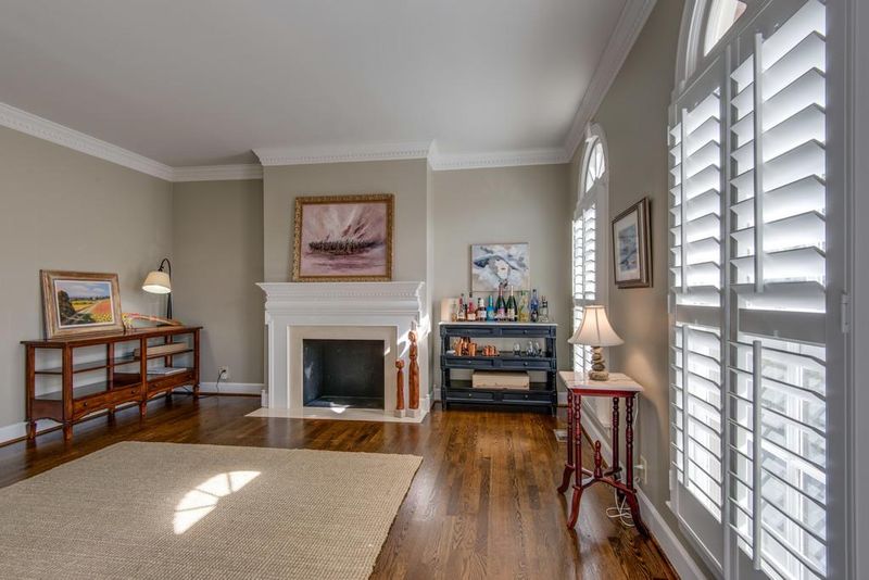 127 Abbottsford, Nashville, TN 37215