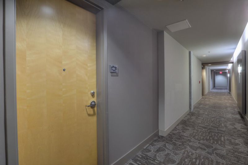 600 12th Ave S Apt 403, Nashville, TN 37203
