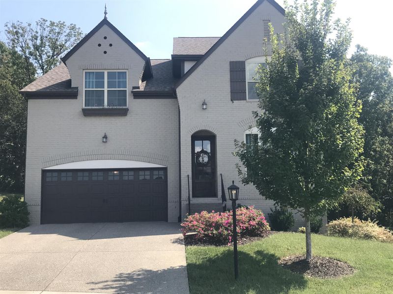 142 Cobbler Cir, Hendersonville, TN 37075