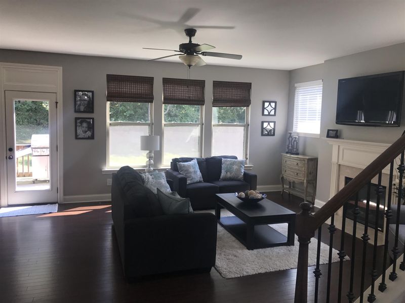 142 Cobbler Cir, Hendersonville, TN 37075