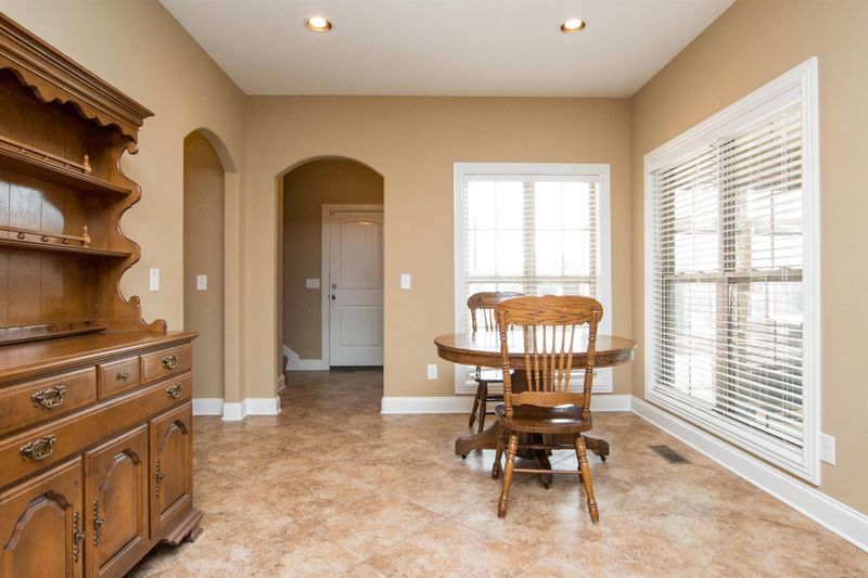 2726 Battleground Dr, Murfreesboro, TN 37129