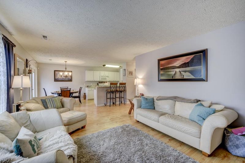 106 Trail Ridge Dr, Hendersonville, TN 37075