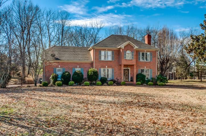 608 Adelynn Ct, Franklin, TN 37064